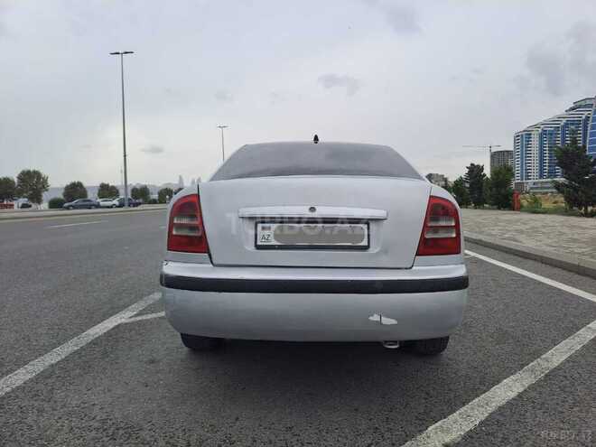 Skoda Octavia 2002, 356,985 km - 2.0 l - Bakı