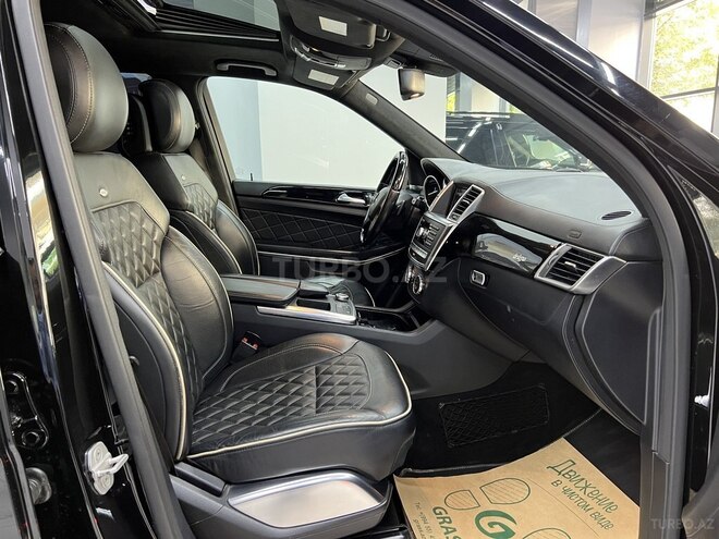 Mercedes GL 63 AMG 2012, 147,000 km - 5.5 l - Bakı