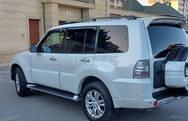 Mitsubishi Pajero 2014, 166,000 km - 3.8 l - Bakı