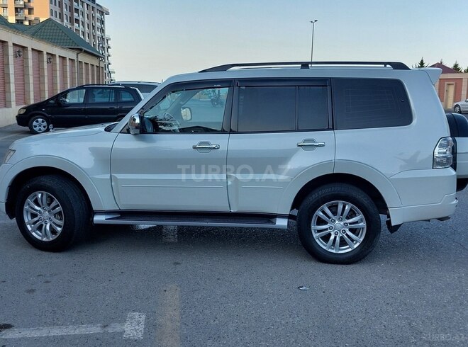 Mitsubishi Pajero 2014, 166,000 km - 3.8 l - Bakı