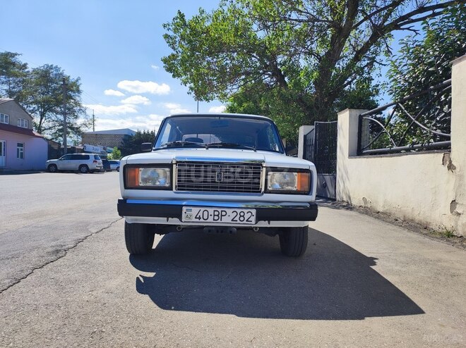 LADA (VAZ) 2107 2006, 25,500 km - 1.6 l - Quba
