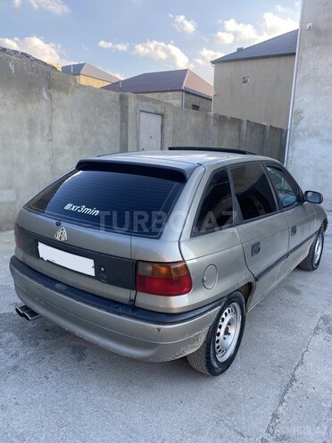 Opel Astra 1996, 225,000 km - 1.6 l - Sumqayıt