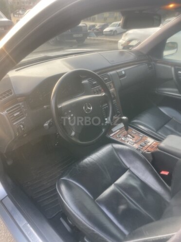 Mercedes E 240 2000, 477,545 km - 2.6 l - Bakı