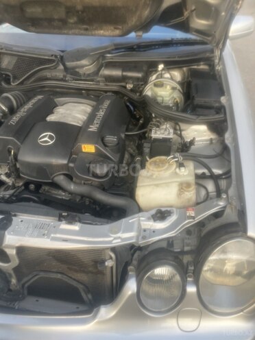 Mercedes E 240 2000, 477,545 km - 2.6 l - Bakı