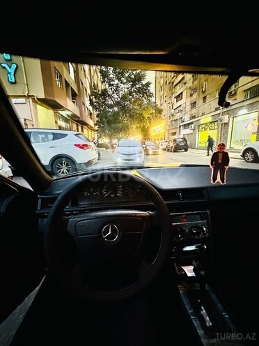 Mercedes E 280 1994, 478,000 km - 2.8 l - Bakı