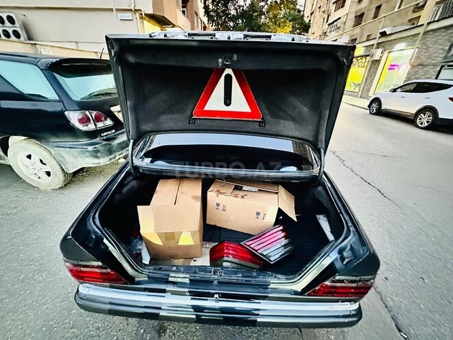 Mercedes E 280 1994, 478,000 km - 2.8 l - Bakı