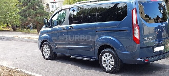 Ford Tourneo Custom 2018, 77,000 km - 2.0 l - Bakı