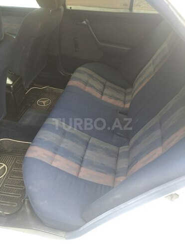 Mercedes C 200 1995, 34,051 km - 2.0 л - Gəncə