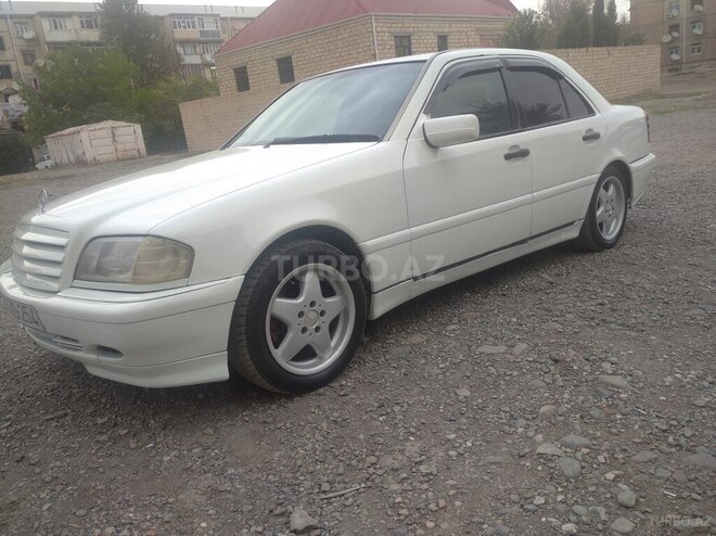 Mercedes C 200 1995, 34,051 km - 2.0 л - Gəncə