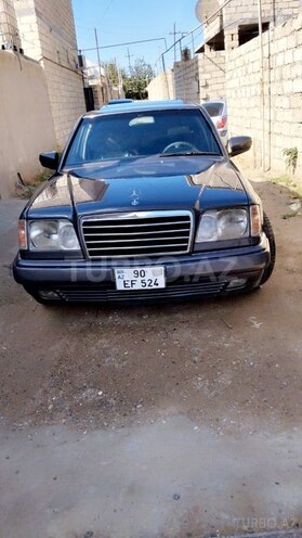 Mercedes E 220 1994, 292,453 km - 2.2 l - Bakı