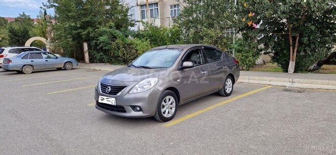 Nissan Sunny 2012, 217,000 km - 1.5 л - Sumqayıt