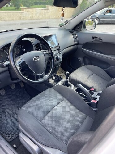 Hyundai i30 2009, 176,000 km - 1.4 l - Bakı