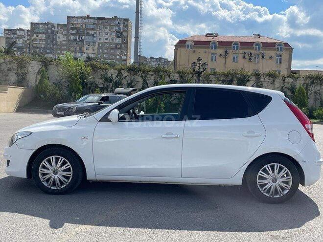 Hyundai i30 2009, 176,000 km - 1.4 l - Bakı
