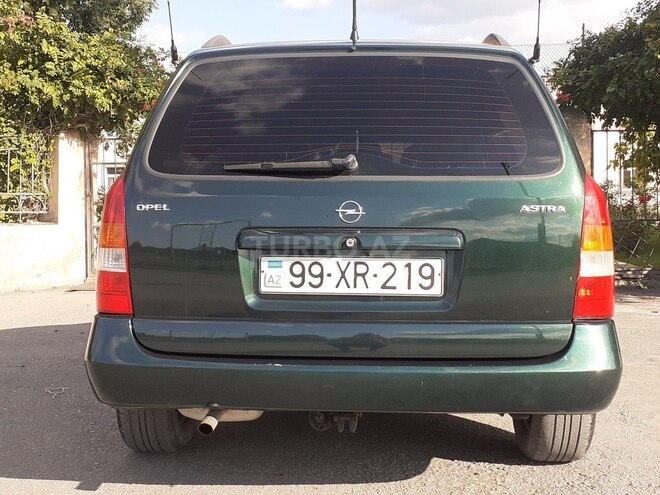 Opel Astra 2000, 260,000 km - 1.8 l - Qax