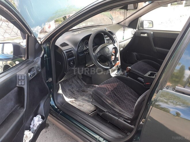 Opel Astra 2000, 260,000 km - 1.8 l - Qax
