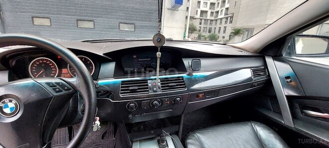 BMW 520 2005, 394,000 km - 2.2 l - Bakı
