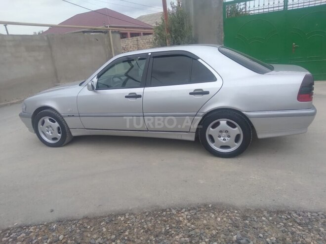 Mercedes C 220 1998, 560,049 km - 2.2 l - Bakı
