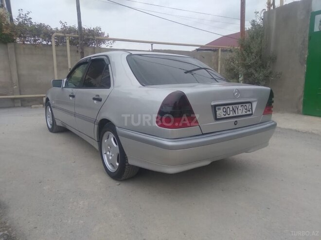 Mercedes C 220 1998, 560,049 km - 2.2 l - Bakı