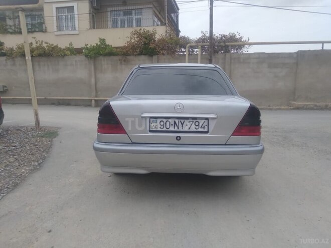 Mercedes C 220 1998, 560,049 km - 2.2 l - Bakı