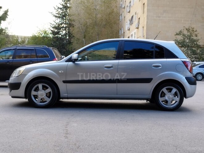 Kia Rio 2005, 225,000 km - 1.5 l - Bakı