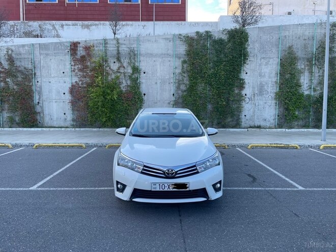 Toyota Corolla 2015, 146,800 km - 1.6 л - Bakı