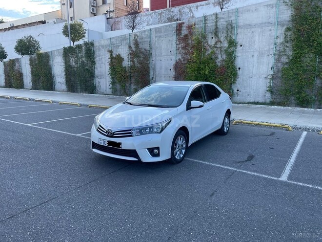 Toyota Corolla 2015, 146,800 km - 1.6 л - Bakı