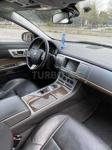 Jaguar XF 2015, 169,000 km - 2.2 l - Bakı