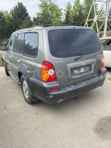 Hyundai Terracan 2003, 450,000 km - 2.9 l - Bakı