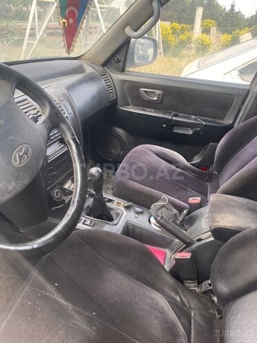 Hyundai Terracan 2003, 450,000 km - 2.9 l - Bakı