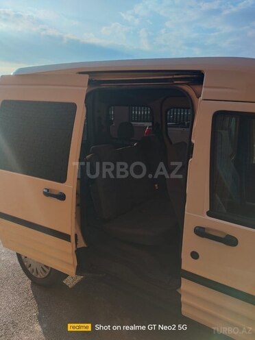 Ford Tourneo Connect 2010, 216,000 km - 1.8 л - Bakı