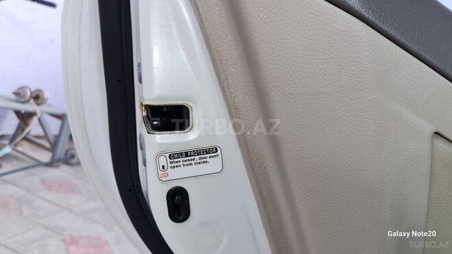 Toyota Camry 2011, 181,750 km - 2.4 l - Neftçala