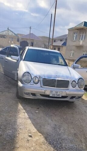 Mercedes E 230 1996, 235,000 km - 2.3 l - Bakı