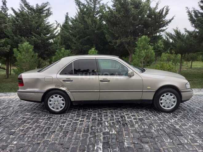 Mercedes C 180 1997, 295,000 km - 1.8 l - Bakı
