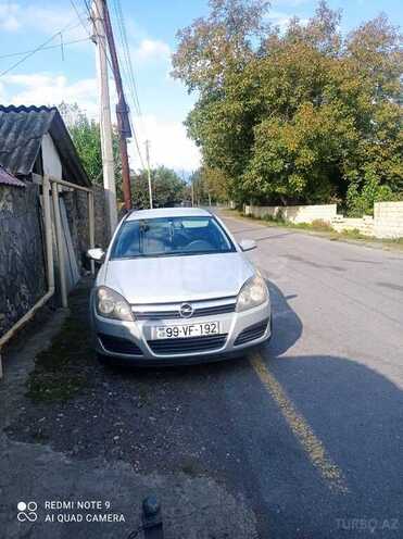 Opel Astra 2005, 377,600 km - 1.6 l - Qax