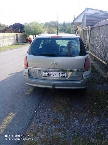 Opel Astra 2005, 377,600 km - 1.6 l - Qax