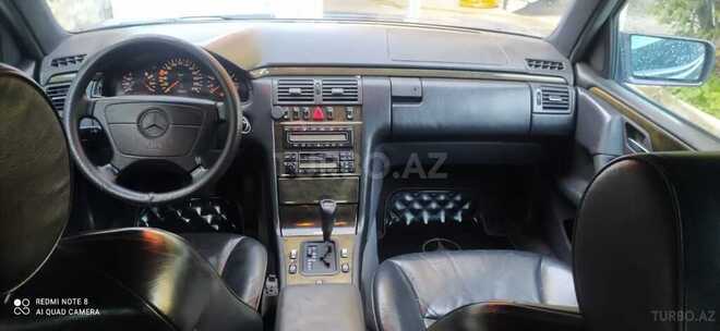 Mercedes E 230 1996, 285,000 km - 2.3 l - Şəki