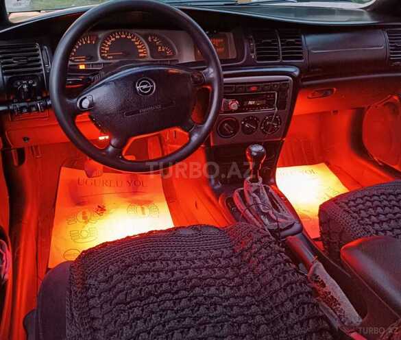 Opel Vectra 1998, 205,115 km - 1.8 l - Zaqatala
