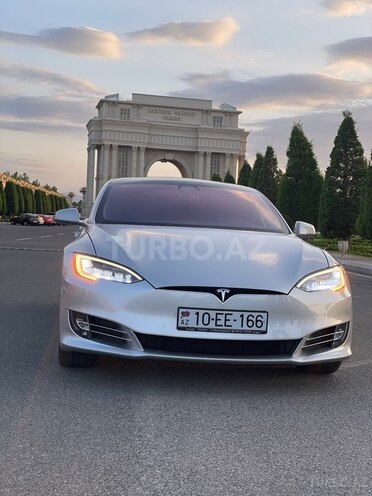 Tesla Model S 2018, 130,000 km - 0.0 l - Gəncə