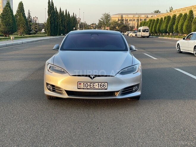 Tesla Model S 2018, 130,000 km - 0.0 l - Gəncə