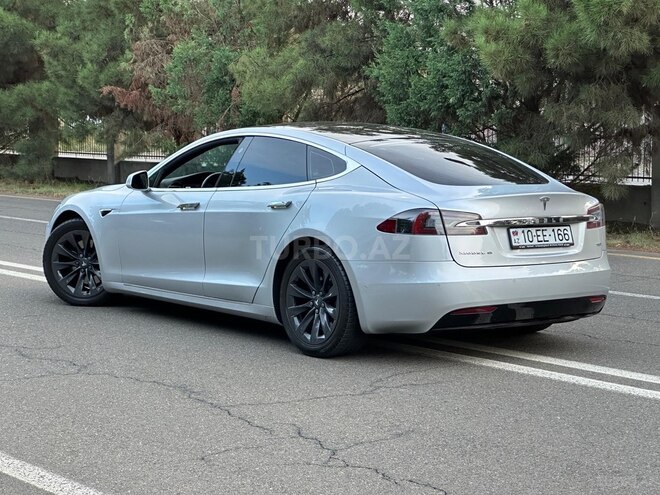 Tesla Model S 2018, 130,000 km - 0.0 l - Gəncə