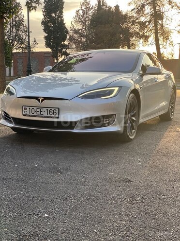 Tesla Model S 2018, 130,000 km - 0.0 l - Gəncə