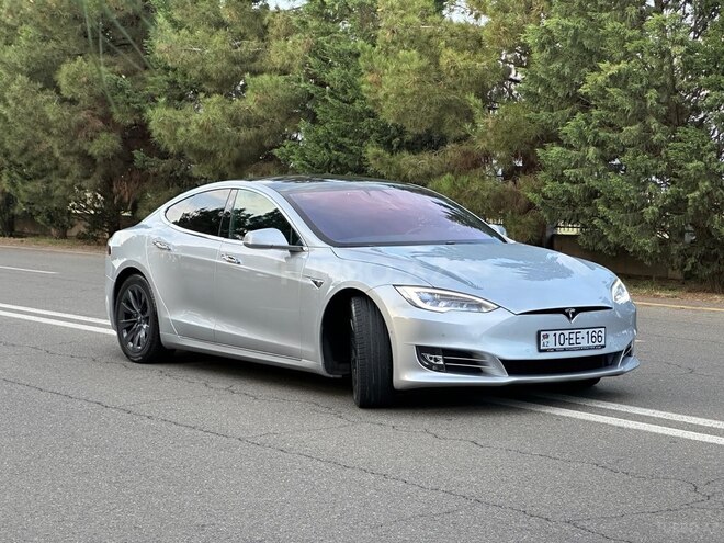 Tesla Model S 2018, 130,000 km - 0.0 l - Gəncə
