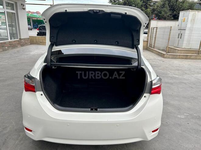 Toyota Corolla 2018, 190,000 km - 1.6 л - Bakı