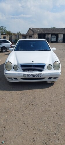 Mercedes E 320 2000, 226,113 km - 3.2 л - Qazax
