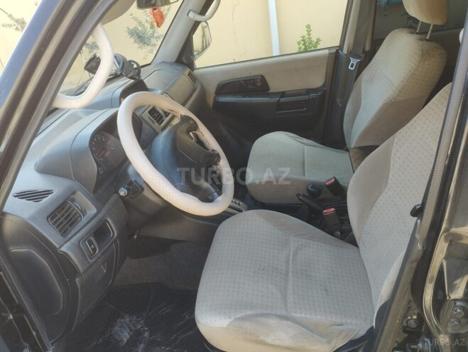 Mitsubishi Pajero io 2001, 255,039 km - 2.0 л - Sumqayıt