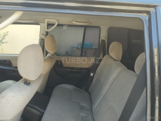 Mitsubishi Pajero io 2001, 255,039 km - 2.0 л - Sumqayıt