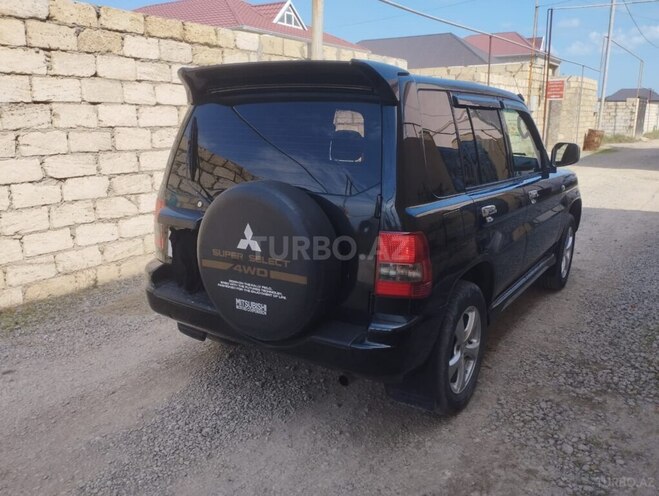 Mitsubishi Pajero io 2001, 255,039 km - 2.0 л - Sumqayıt