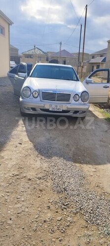 Mercedes E 230 1996, 235,000 km - 2.3 l - Bakı
