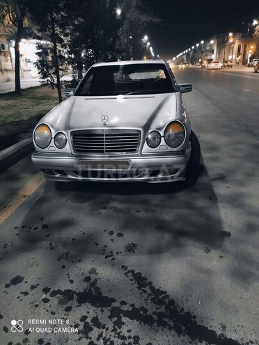 Mercedes E 230 1996, 235,000 km - 2.3 l - Bakı