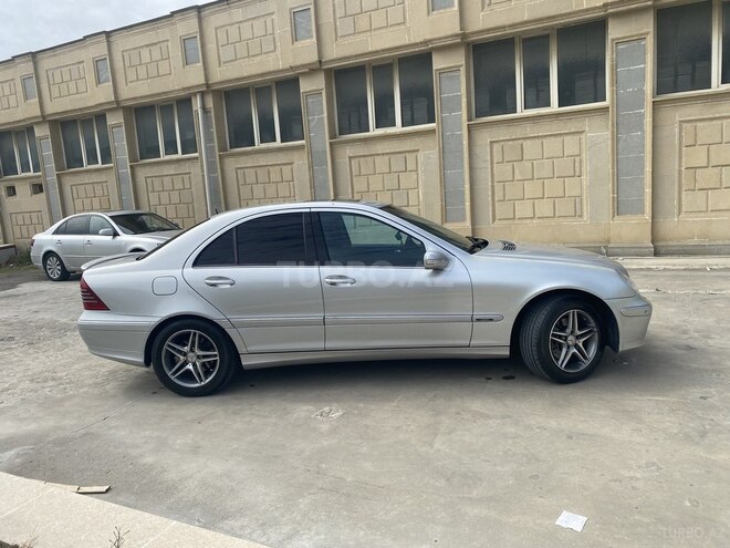 Mercedes C 240 2005, 240,000 km - 2.4 l - Bakı